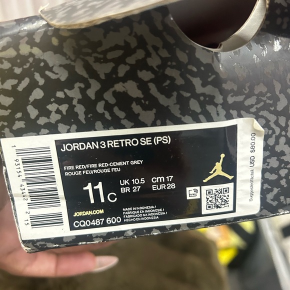 AuthenticKids Jordan Retro 3 Unite CHI- exclusive - Picture 2 of 6